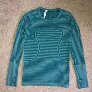 Lululemon Swiftly Tech long sleeve Crew Shirt